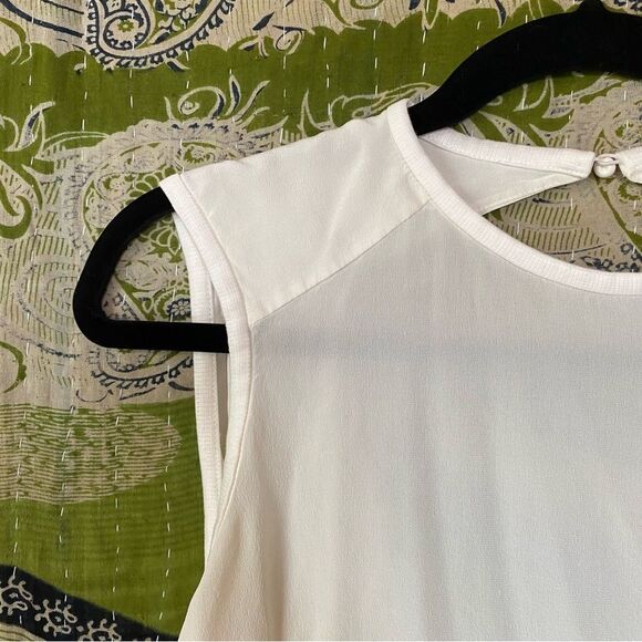 Alice + Olivia Ivory Draped Silk Sleeveless Blouse Size Small - Picture 3 of 15